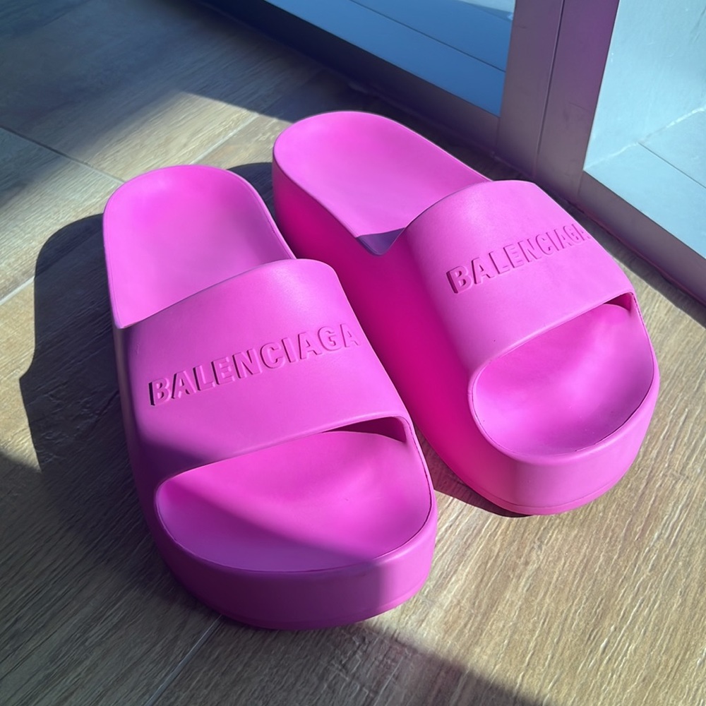 Balenciaga Chunky Platform Slides